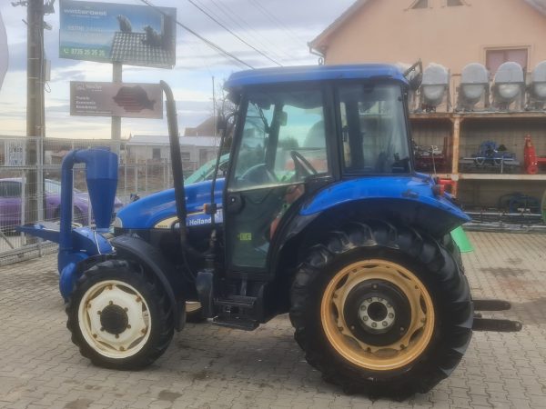 Tractor New Holland - Image 5