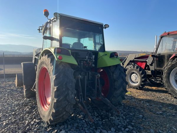 Tractor Claas AXOS 340 - Image 4