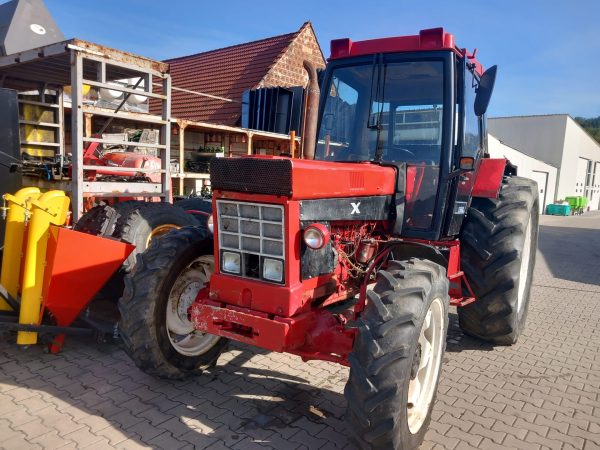 Tractor International 956XL - Image 2