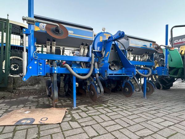 Semanatoare 4 randuri New Holland - Image 3