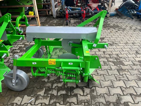Masina de recoltat cartofi cu prindere laterala - Image 2