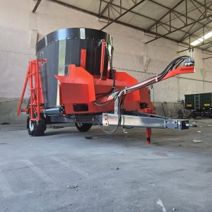 Remorca tehologica / Mixer furaje 6 m3