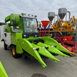 Combina de porumb/ Culegatoare de recoltat porumb 3 randuri
