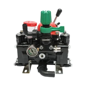 Pompa diafragmatica 4CP/3KW cu 3 membrane, debit 30L/min, presiune 25 bar, viteza 500-600 r/min